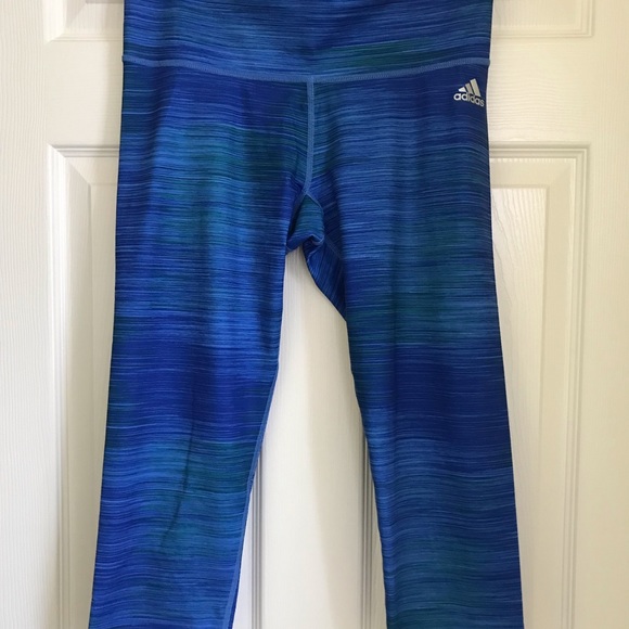 Adidas 3/4 length tight. Blue. Climalite - Picture 2 of 3